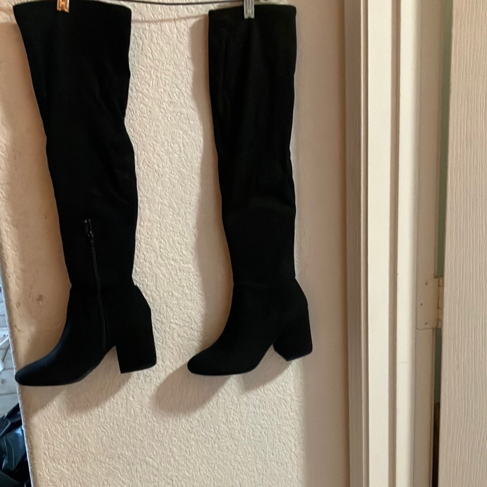 Bar iii black boots 6 brand new